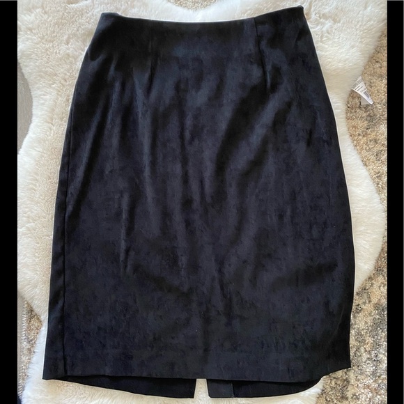 COURTENAY Black Knee Length Skirt 4P - Picture 1 of 3